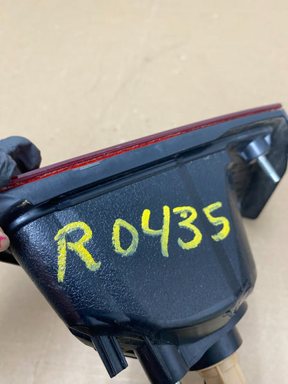 2010-2014 Subaru Legacy Right Passenger Rh Side Tail Light Inner Oem R0435 DW7
