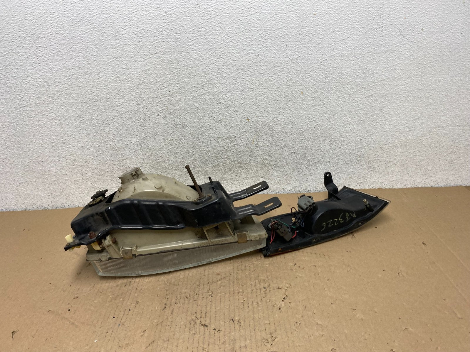 1989 to 1994 Nissan Maxima Driver Left Side Headlight AF32264