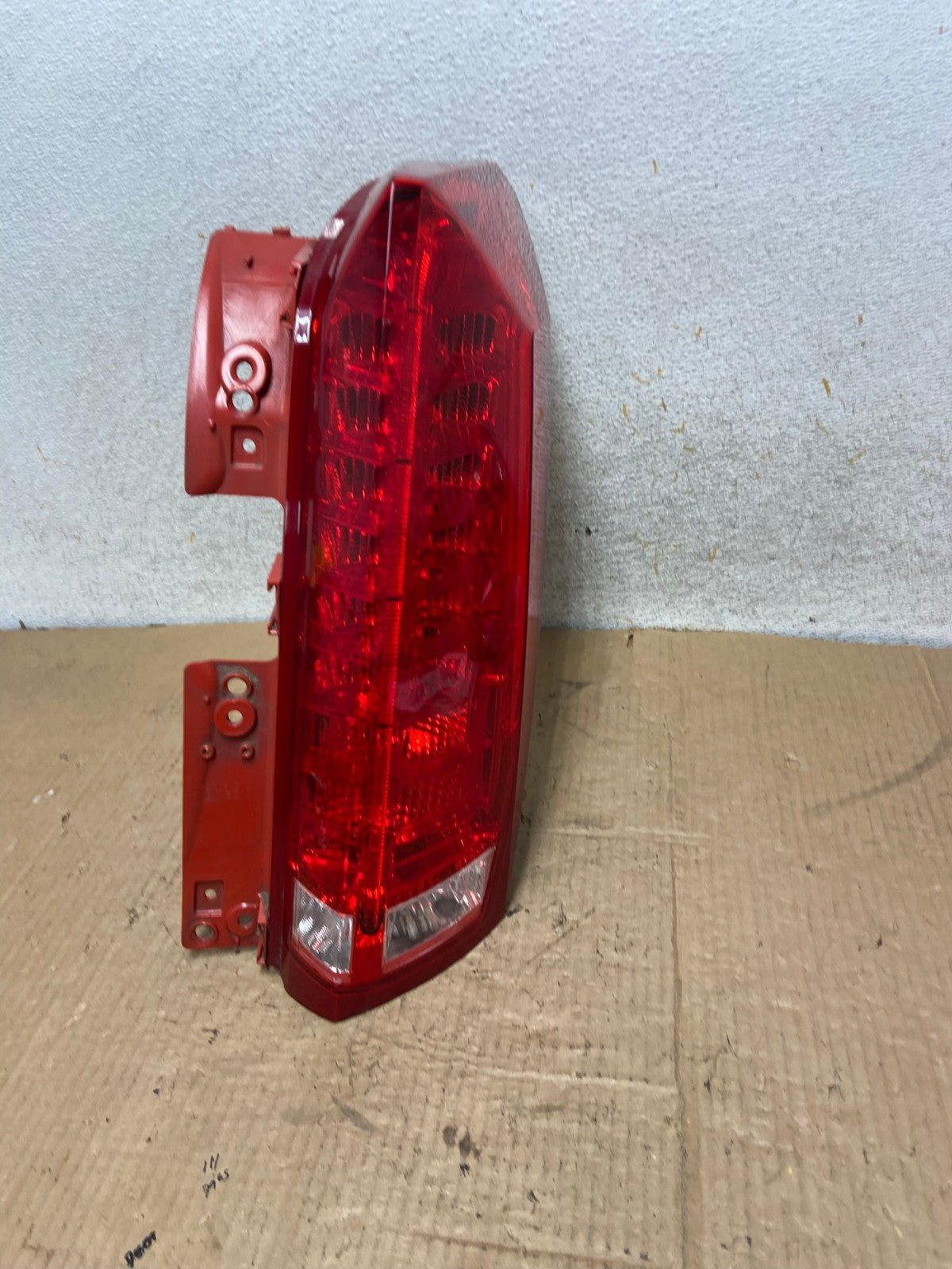 2010 to 2016 Cadillac Srx Right Passenger RH Side Tail Light AI8017 LK0