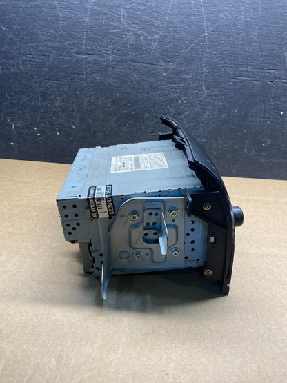 2004 to 2010 Toyota Sienna AM FM CD WMA Mp3 Radio Receiver AG7345 DG3
