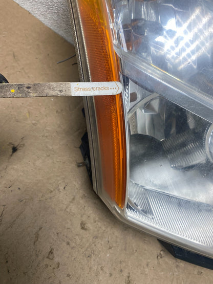 2009-2013 Nissan Rogue Right Passenger Xenon HID Headlight OEM W9073 DW4