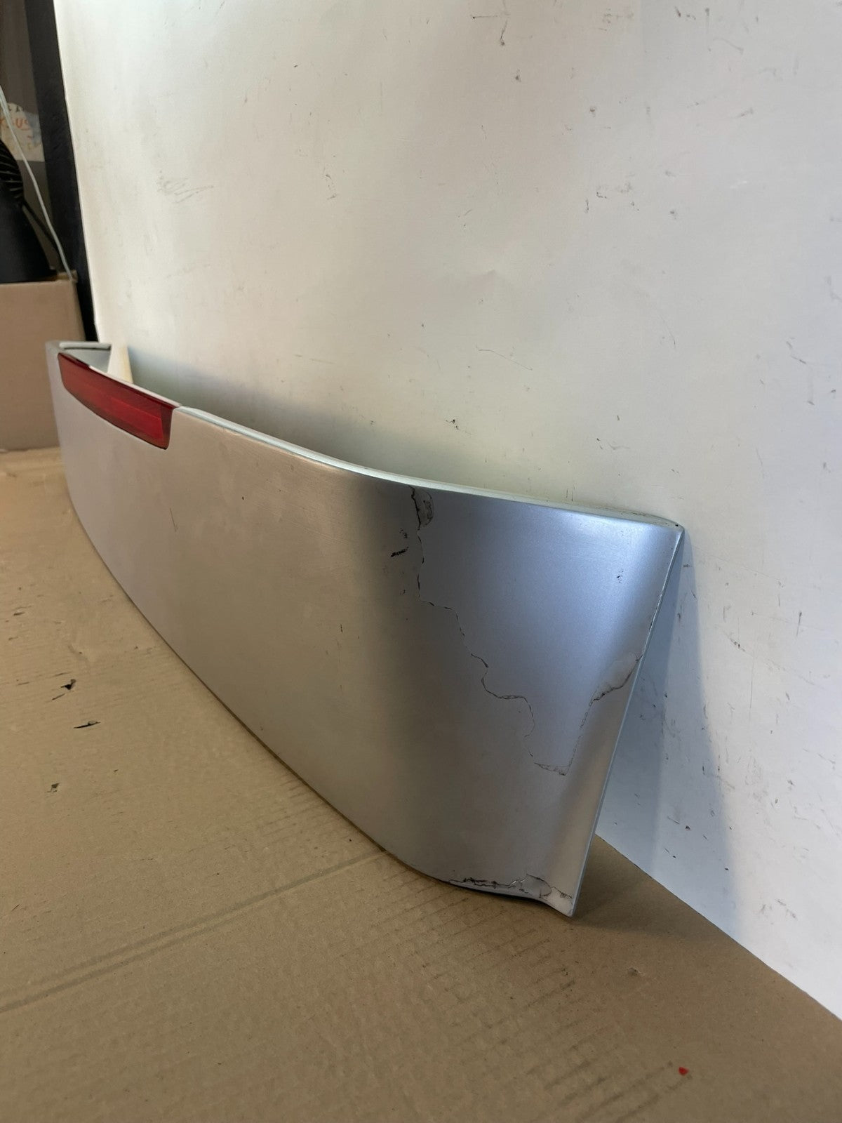 2005 to 2011 Hyundai Accent Trunk Lid Hatch 3rd Brake Light Spoiler AH6557 DG1