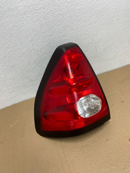 2001 - 2005 Pontiac Aztek Left Driver LH Side Tail Light AC3764 DW2