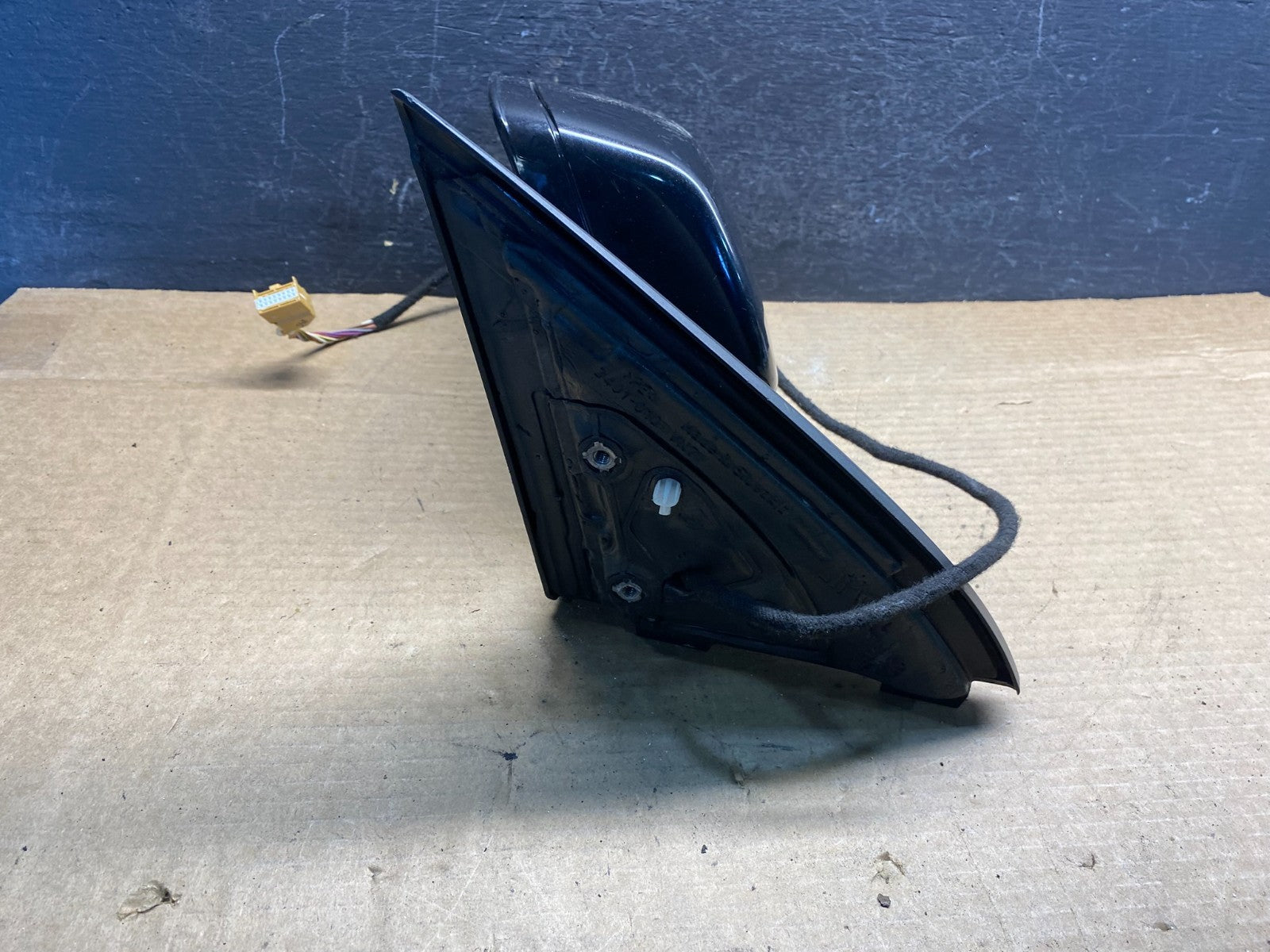 2008 to 2010 Porsche Cayenne Driver Left Side Door View Mirror AD9771 DW3