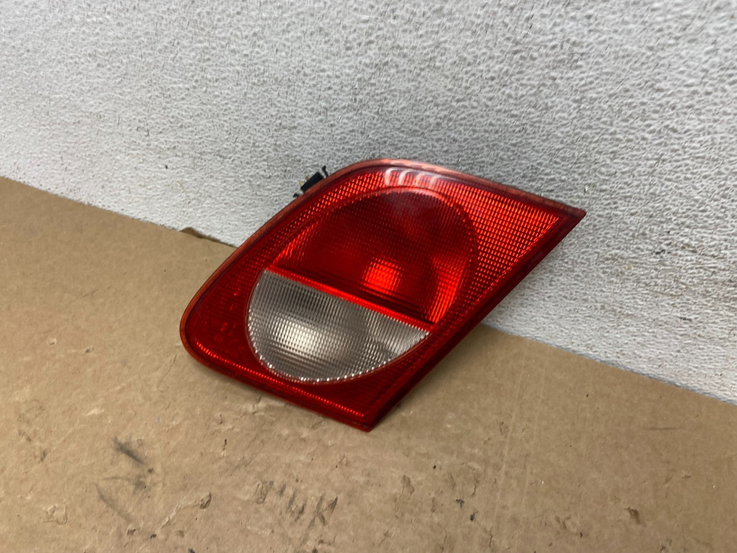 1996 - 1999 Mercedes-Benz E W210 E320 Right Passenger Inner Tail Light AF81781