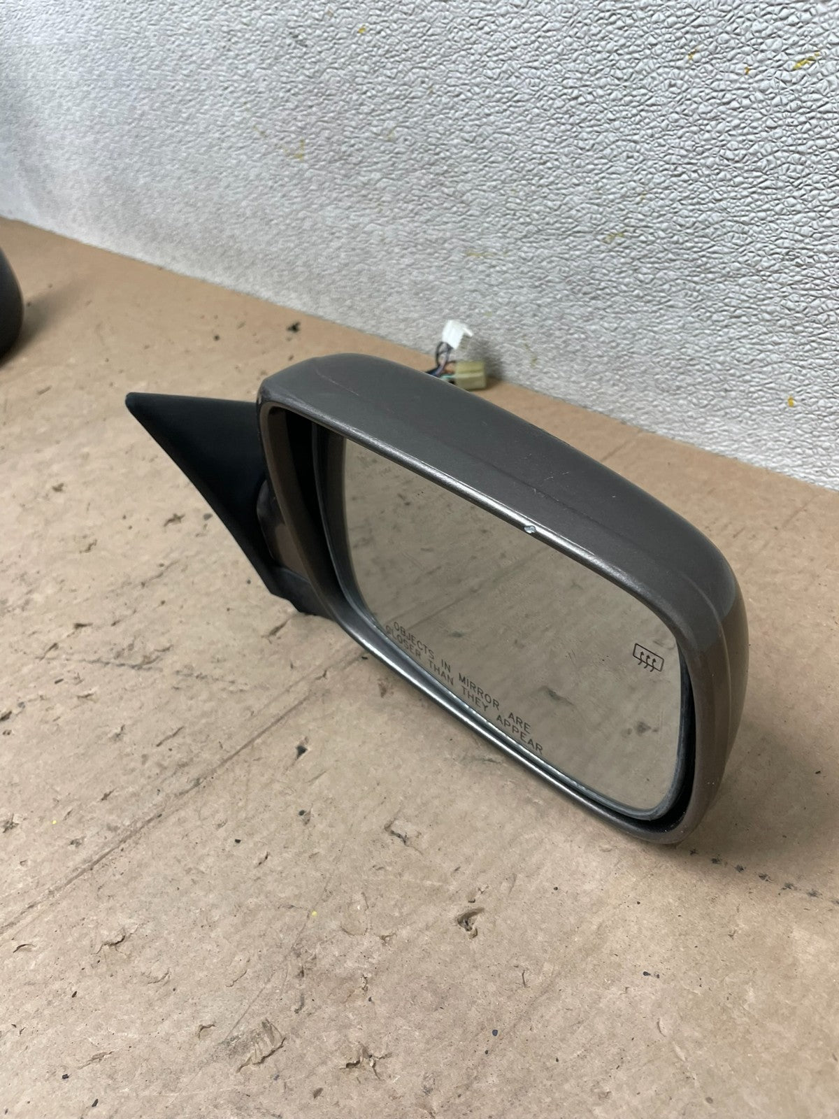 2005-2009 Subaru Legacy Outback Right Passneger Side Door Mirror Oem W8930 DW6