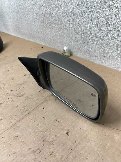2005-2009 Subaru Legacy Outback Right Passneger Side Door Mirror Oem W8930 DW6