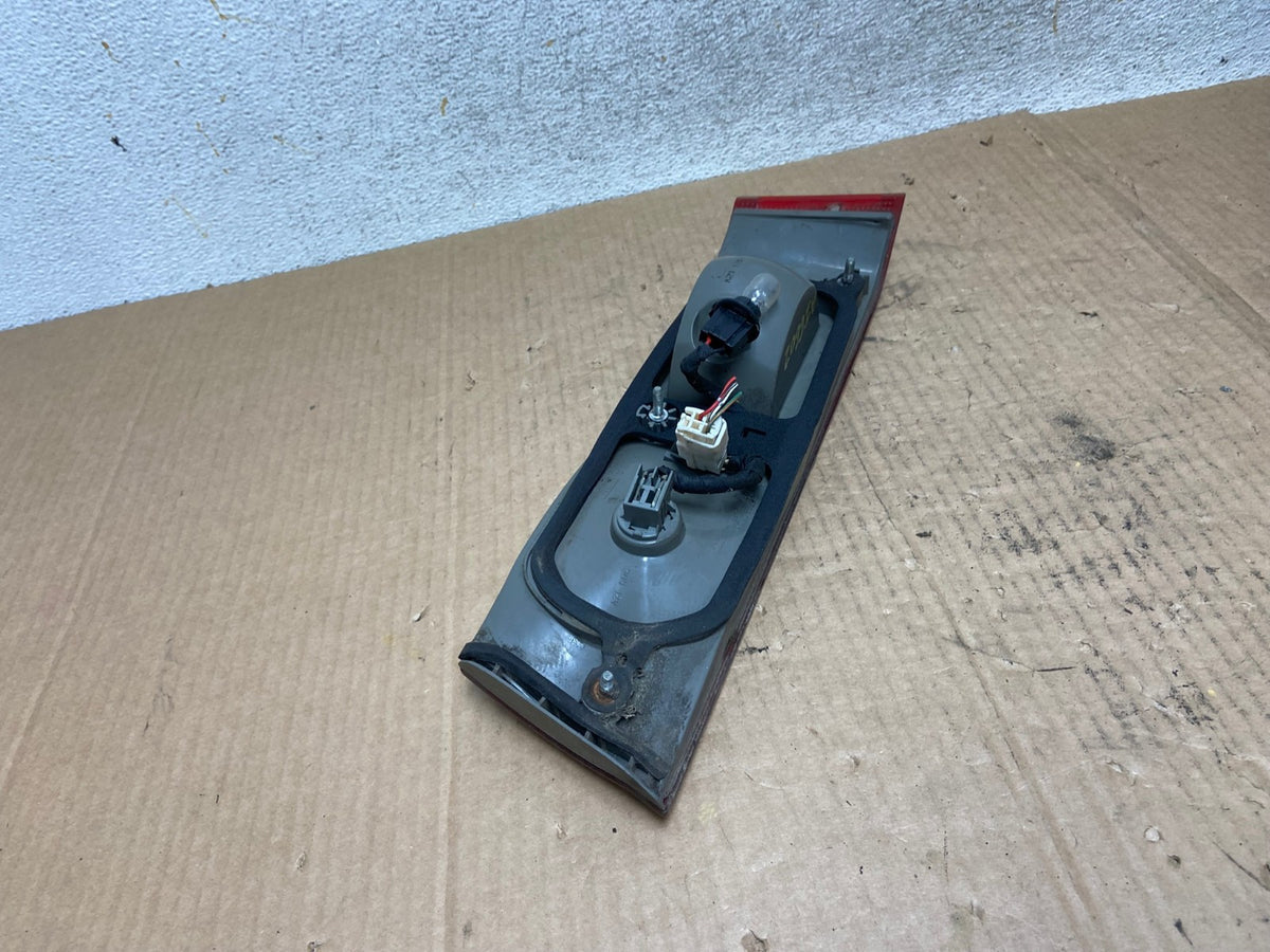 1997 1998 1999 Toyota Camry Tail Light Inner Left Driver LH Inner AI6602 LK5