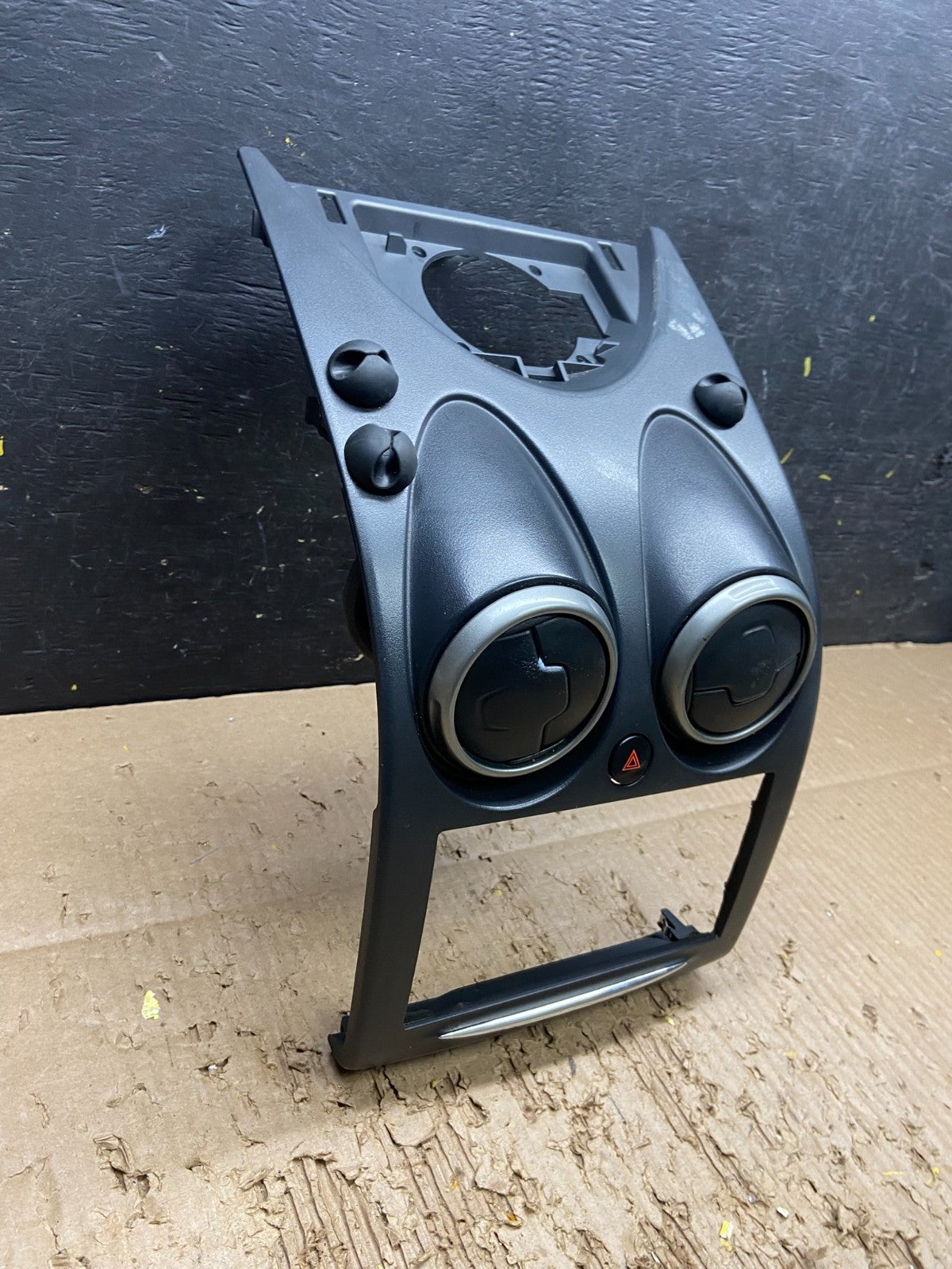2011 2012 2013 Nissan Rogue Dash Upper Center Radio Bezel Trim V7814 DG2