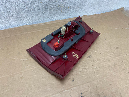 2004 - 2005 Toyota Sienna Left Driver LH Side Inner Tail Light AH8351 LK4