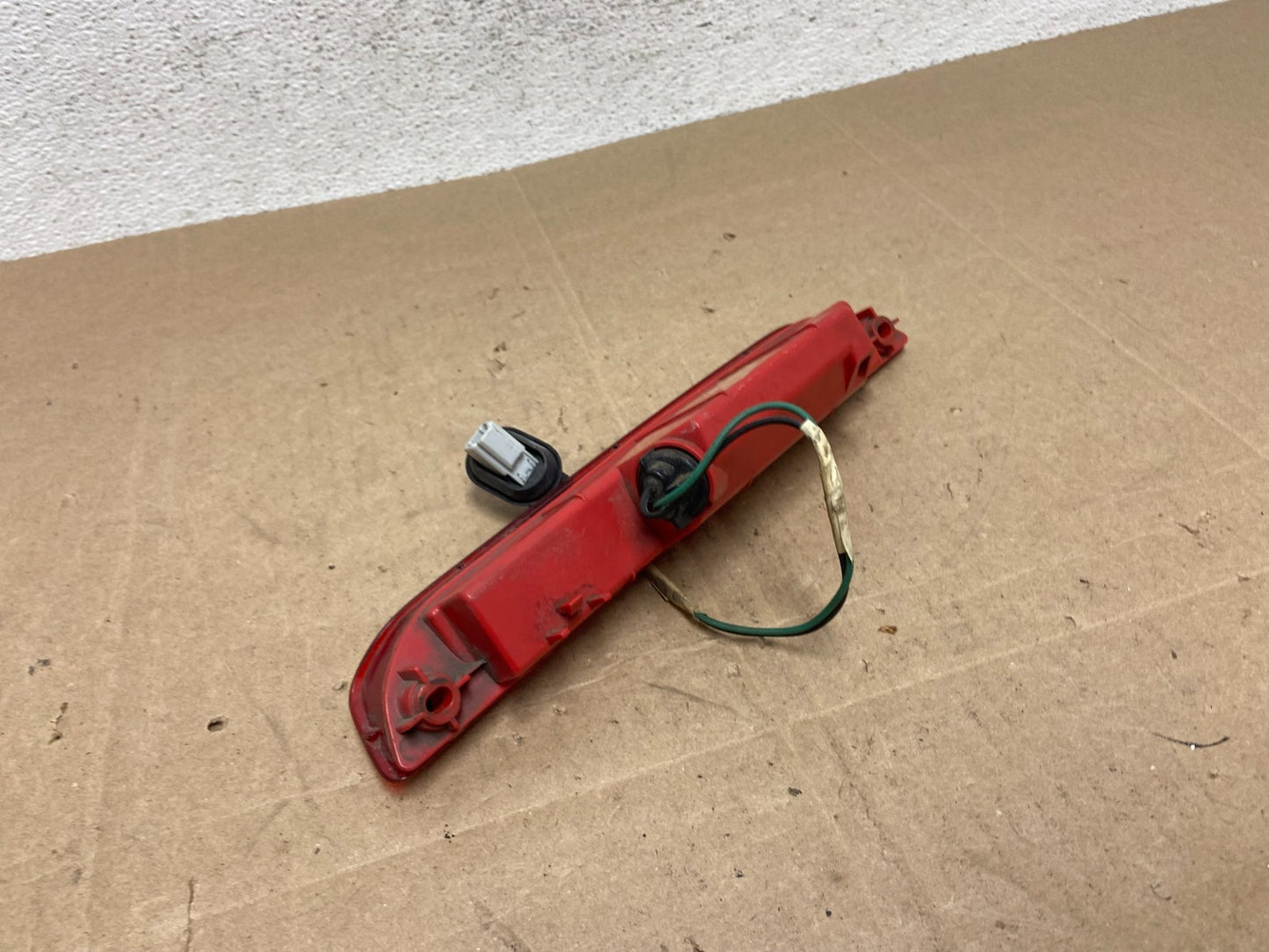 2005 to 2010 Honda Odyssey 3RD Brake Tail Light ae5033 DG3