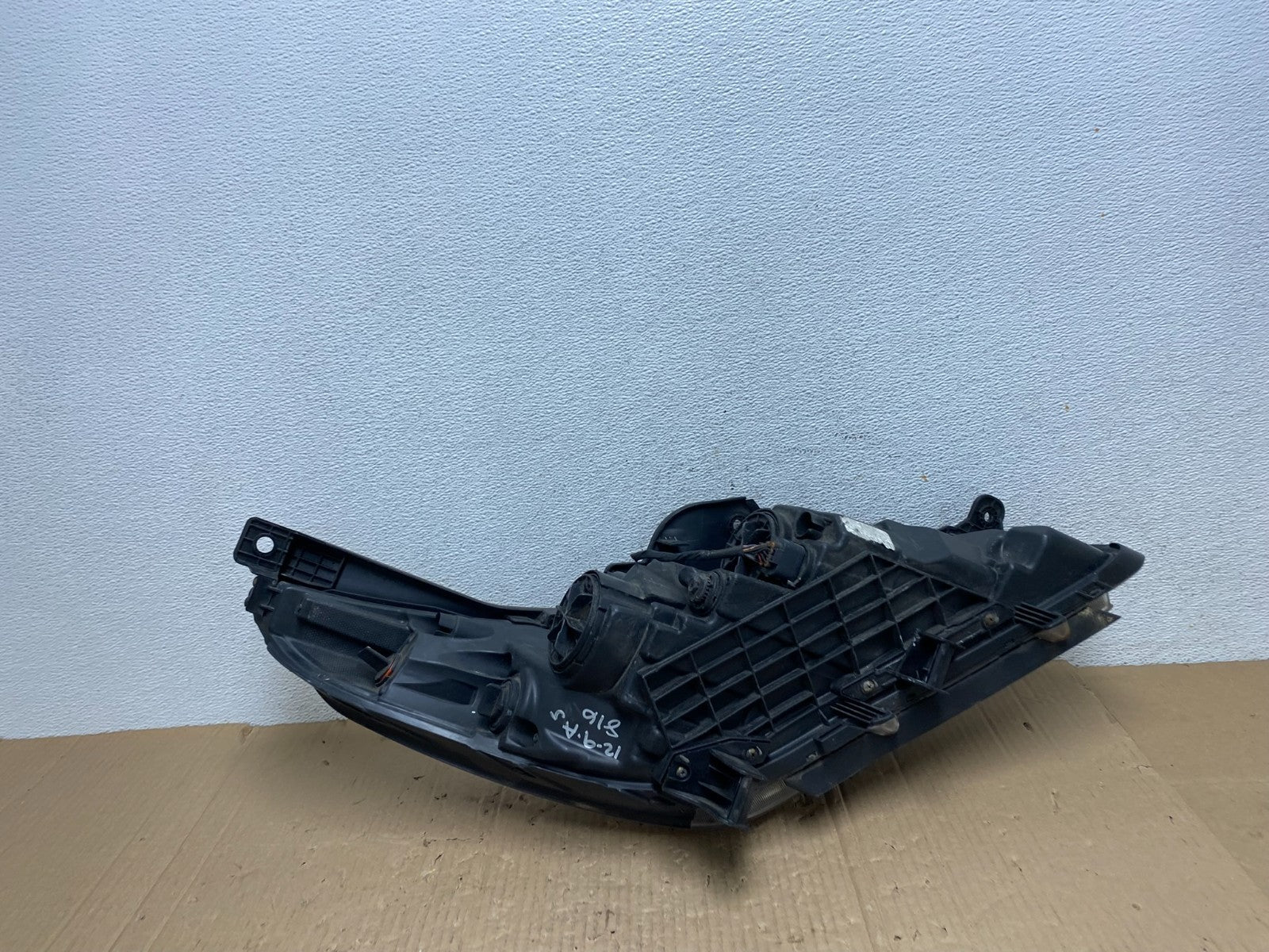 2015-2017 Hyundai Sonata Left Driver LH Side Halogen Headlight AE9076 DW8