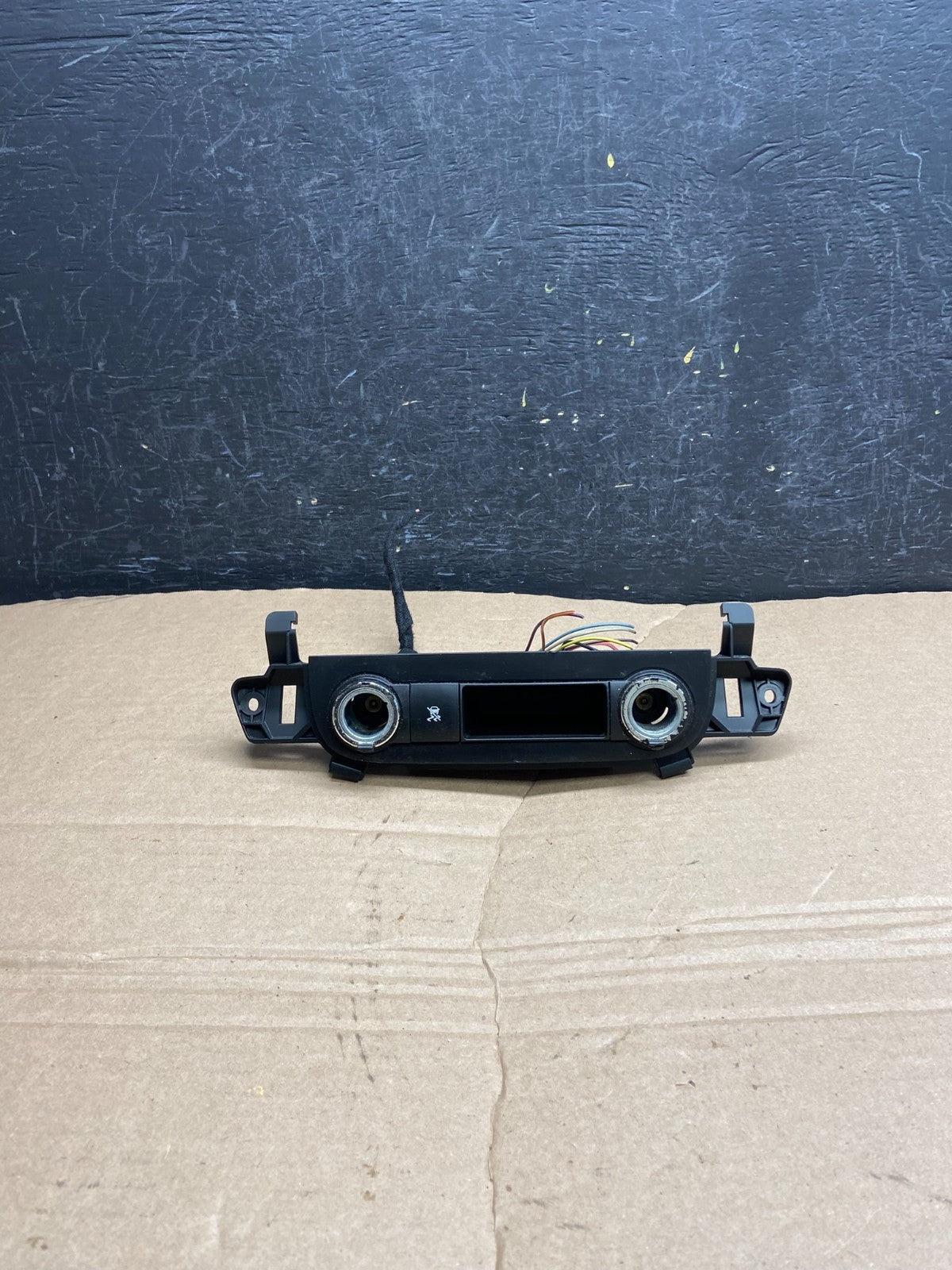 2007 - 2014 Chevrolet Tahoe Yukon Pedal Traction Control Switch AF1830DG0