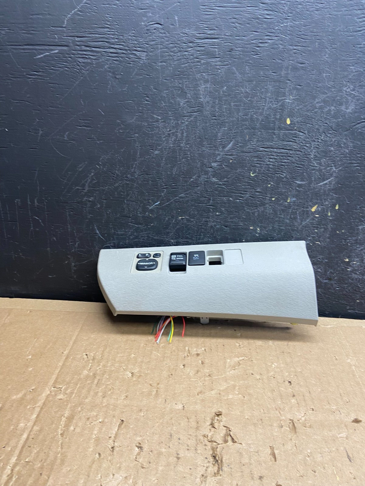 2011-2014 Toyota Sienna Dash Trim Left Mirror Control Swtiches Panel AD6864 DG0