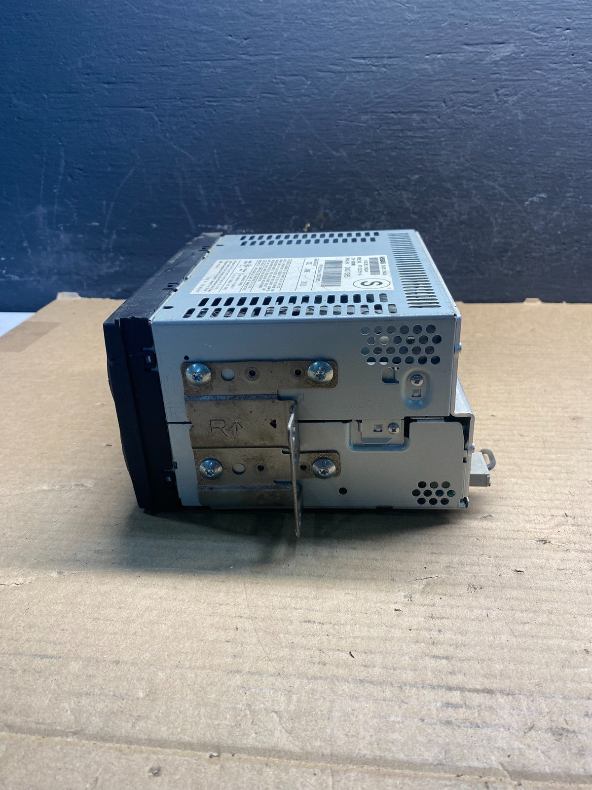 2012 to 2017 Nissan NV1500 NV2500 Radio AM FM CD Player Receiver AC6856 DG1