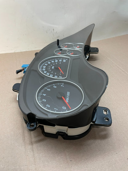 2002 - 2005 GMC Envoy Speedometer Cluster Gauge AJ0871 DW1