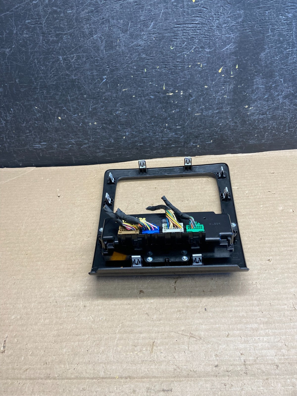 2013 to 2017 Chevrolet Traverse Radio Bezel Ac Heater Climate Control AH3498 DG4