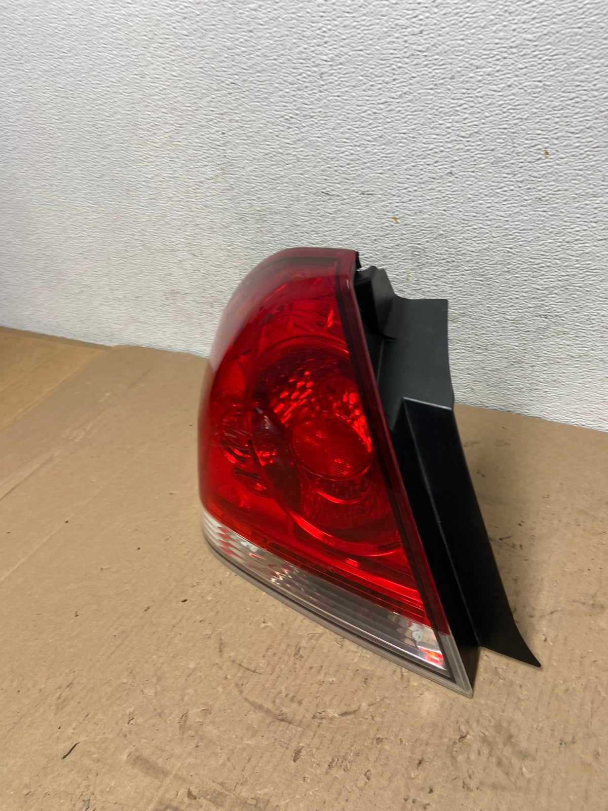 2006 to 2012 Chevrolet Impala Left Driver Lh Side Tail Light AD7764 LK1