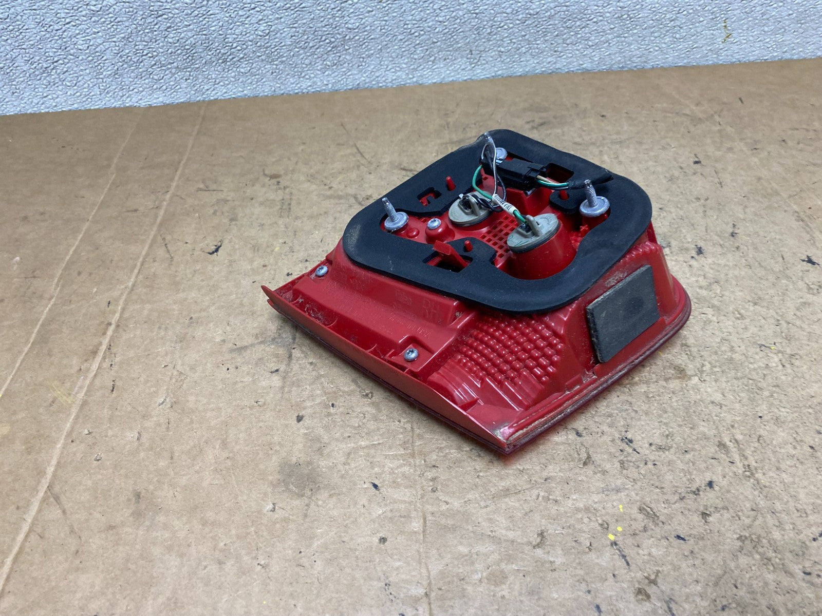 2013-2016 Chevrolet Malibu Right Passenger Rh Inner Tail Light T5549 DW4