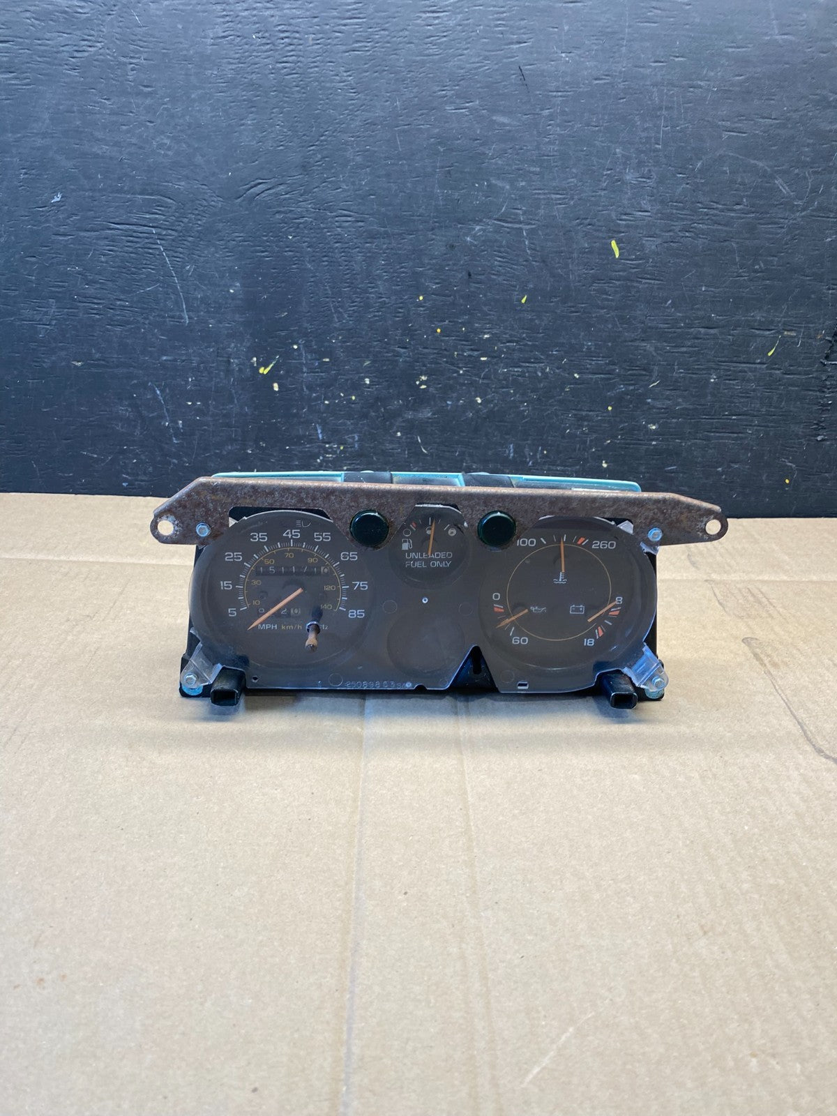 1995 to 1999 Chevrolet Silverado Suburban Cluster Gauge Speedometer P7971 DG0