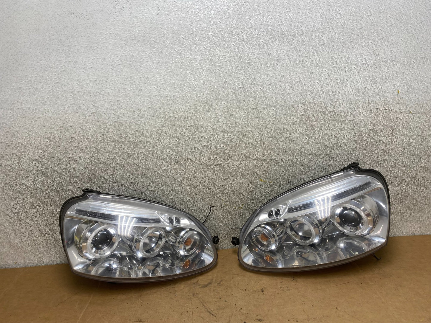 2005-2010 Volkswagen Golf MK5 GTI Left+Right Set LED Headlights X4908 DG0