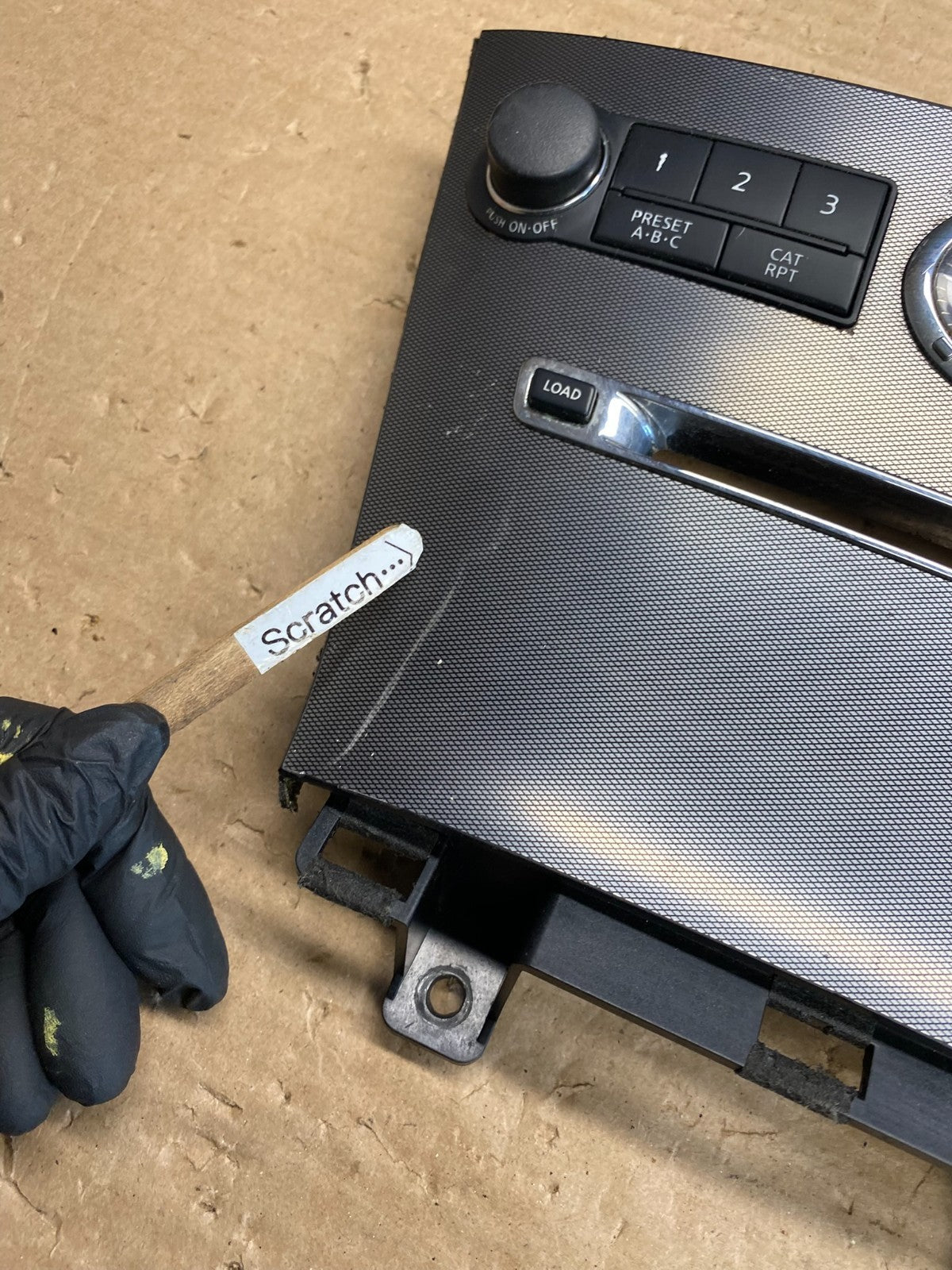 2006 to 2007 Infiniti M35 M45 Radio Audio Control Panel AG8439 DG1