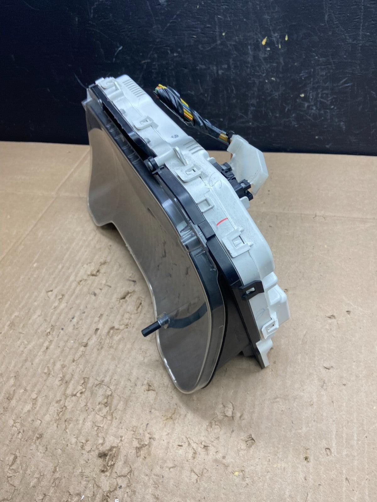 2011 to 2013 Ford E150 E250 E350 VAN Gauge Speedometer Cluster ab9765 DG2