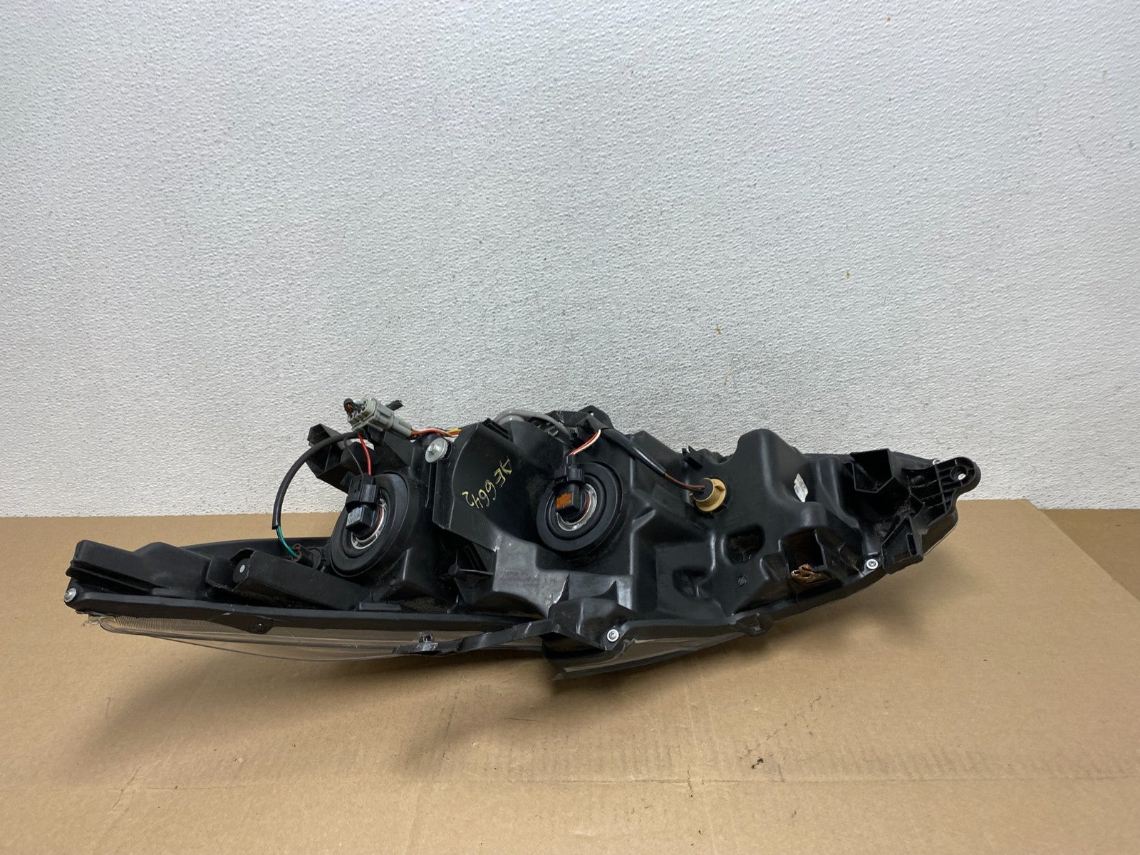 2016 - 2018 Nissan Altima Right Passenger RH Halogen Headlight AE6642 DW6
