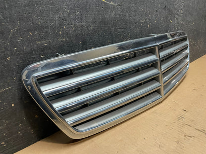 2001 to 2007 Mercedes C-Class Front Upper Grill Grille OEM AA2318 DG1