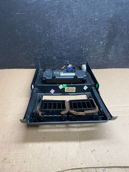 2008 to 2012 Jeep Liberty Dash Climate Temperature Control Radio Bezel AF1914 DG4