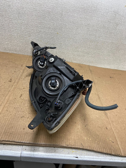 2006 to 2010 Toyota Sienna Left Driver Lh Side Headlight Halogen AA8227 DW8