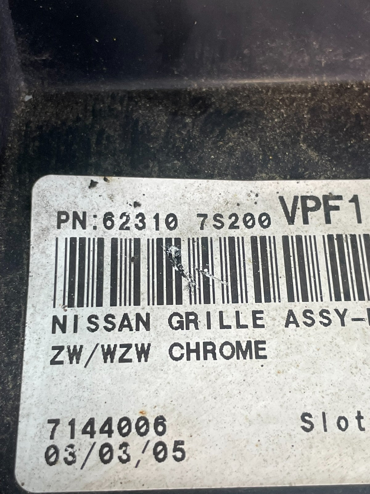 2004 to 2007 Nissan Titan Armada Front Upper Grill Grille AF5269 DW4