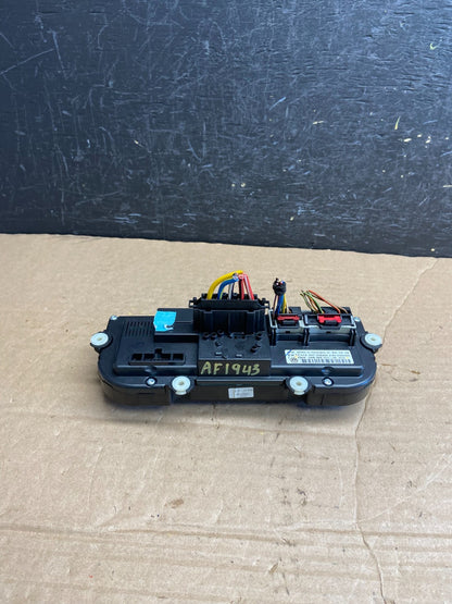 2009-2011 Volkswagen Tiguan Front Center Console Climate Control af1943 DG3