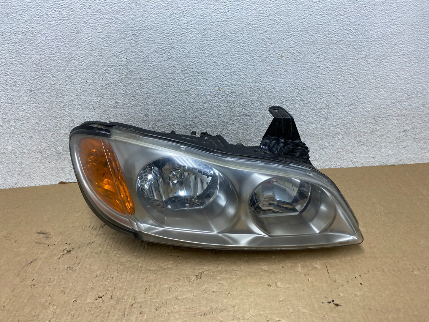 2002 to 2004 Infiniti I35 Hid Xenon Right Passenger Side Headlight AF8001 DW0