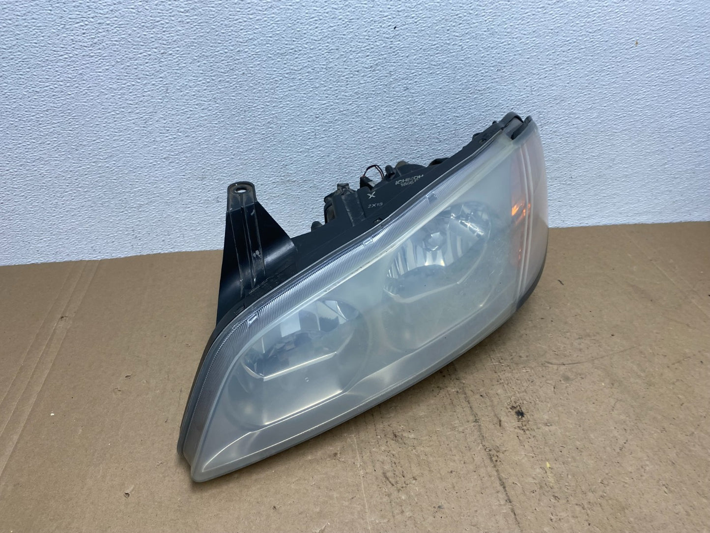 2000 to 2001 Infiniti I30 Left Driver LH Side Headlight Xenon AC5865 DW2