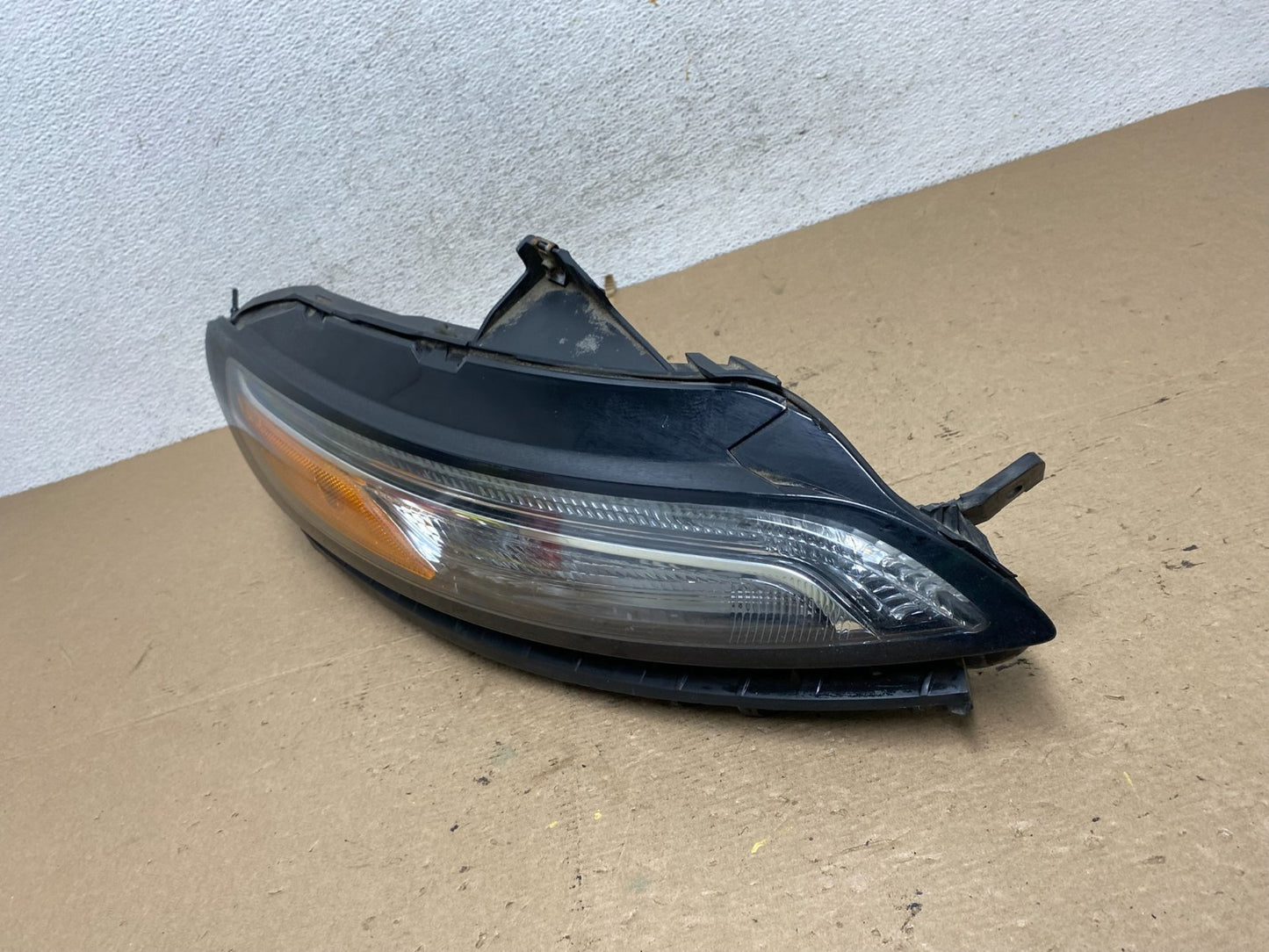2014 - 2018 Jeep Cherokee Right Passenger RH Side LED Headlight AF5030 DW1