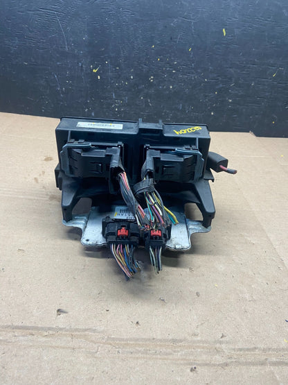 2005 Jeep Grand Cherokee Commander Fuse Box BCM Body Control Module q2204 DG4