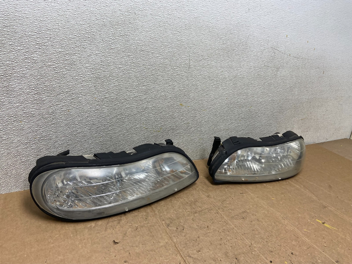 1997 to 2003 Chevrolet Malibu Left+Right Side Headlights AA2678 PS2