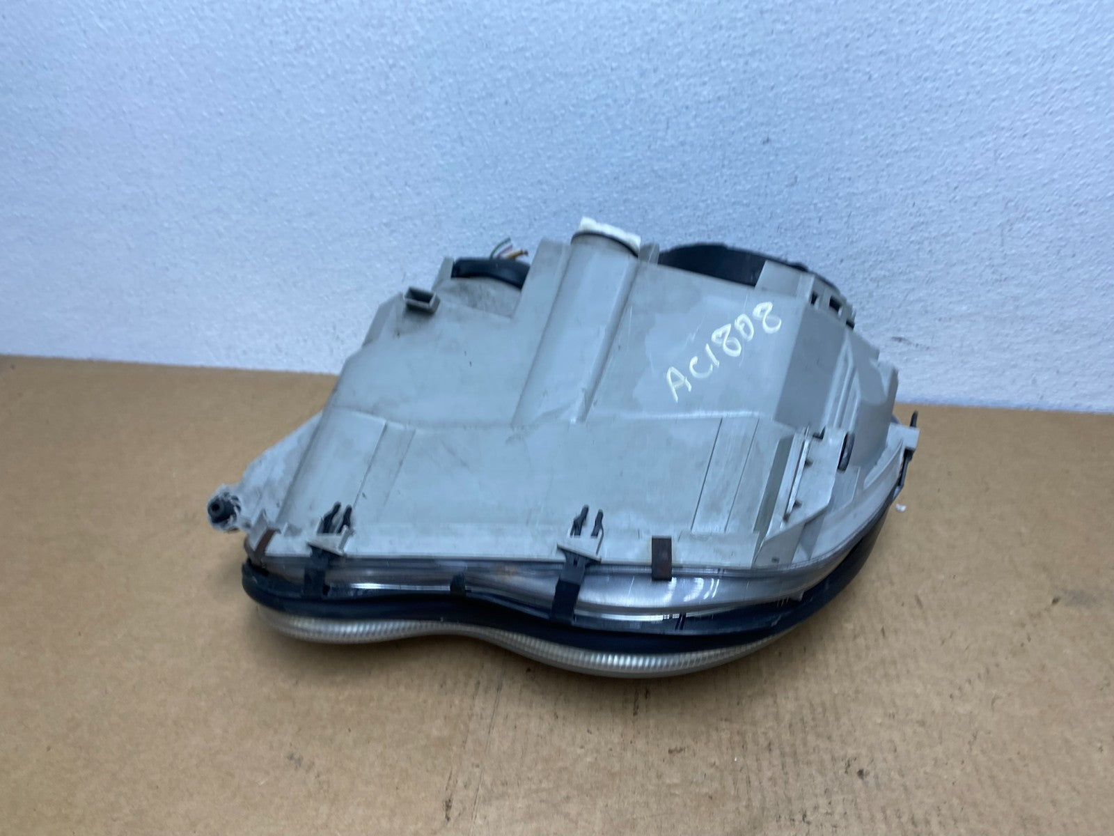 2005 to 2007 Mercedes-Benz C-Class Right Passenger Side Headlight Oem AC1808 DW6