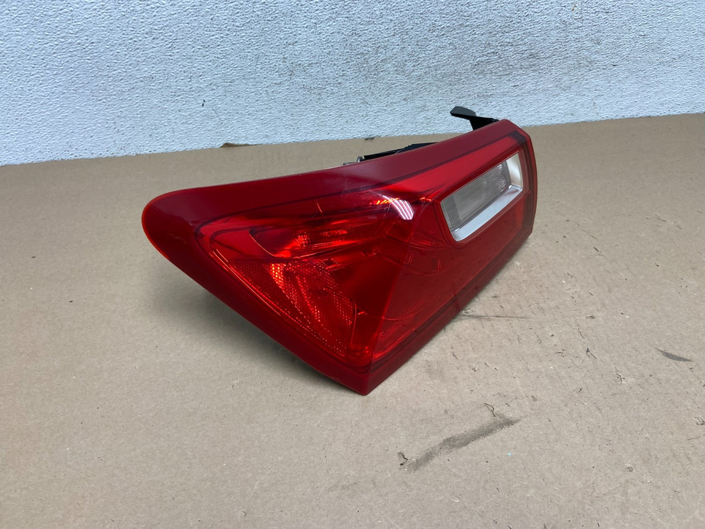 2017 to 2021 Chevrolet Malibu Left Driver LH Side Tail Light AG34052
