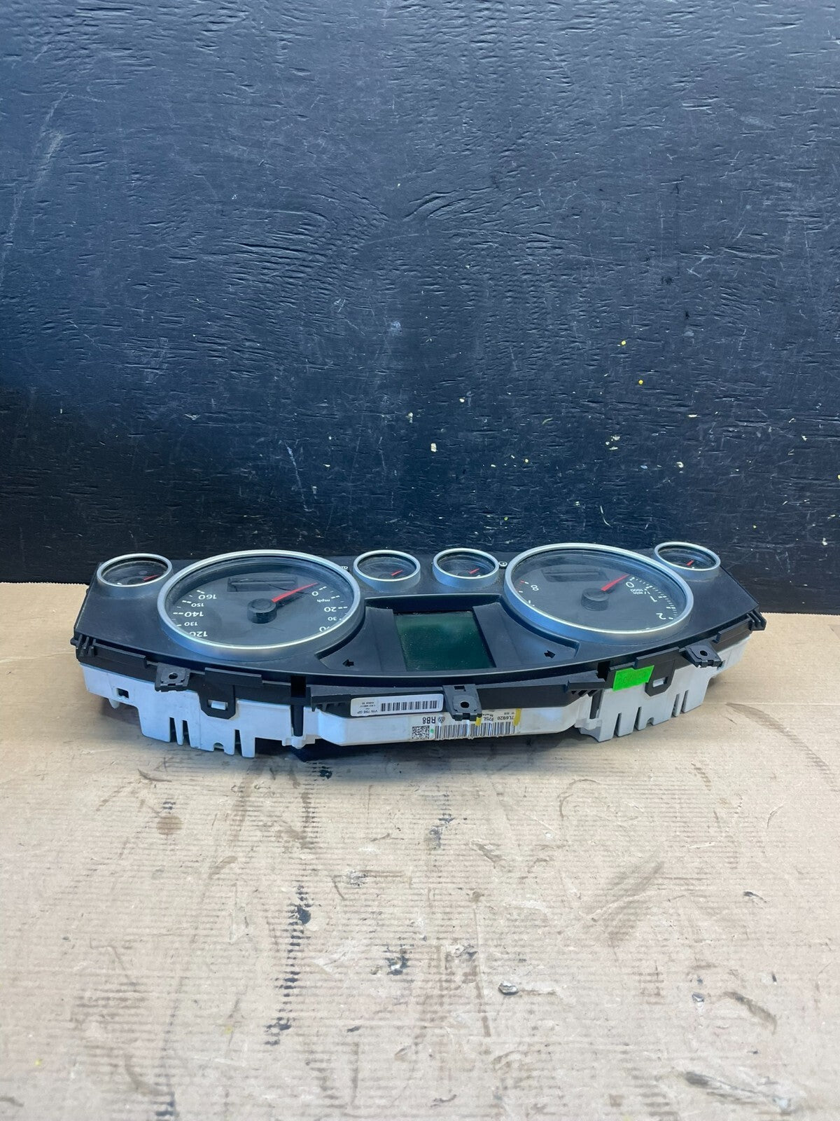 2007 to 2008 Volkswagen Touareg Dashboard Speedometer Cluster Gauge n7443 DG3