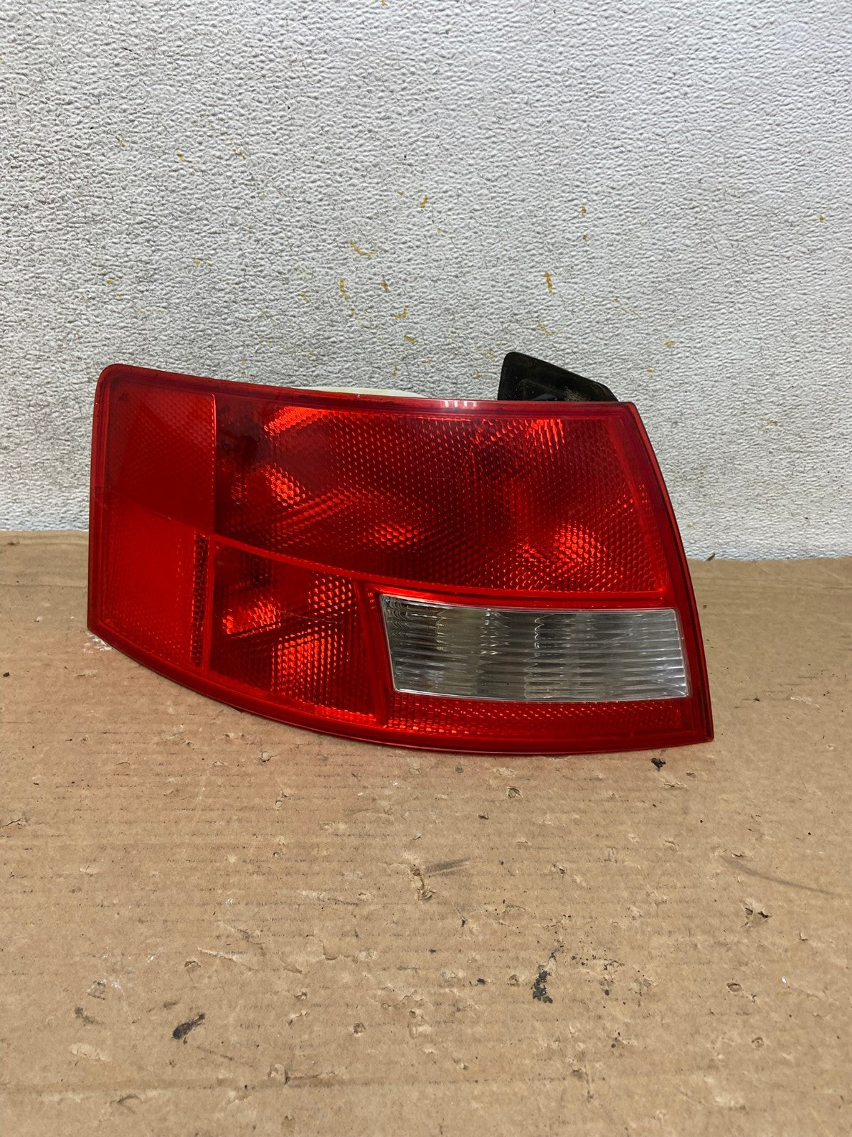2003 to 2006 Audi A4 Cabrio Convertible Left Driver LH Tail Light AH8420 LK0