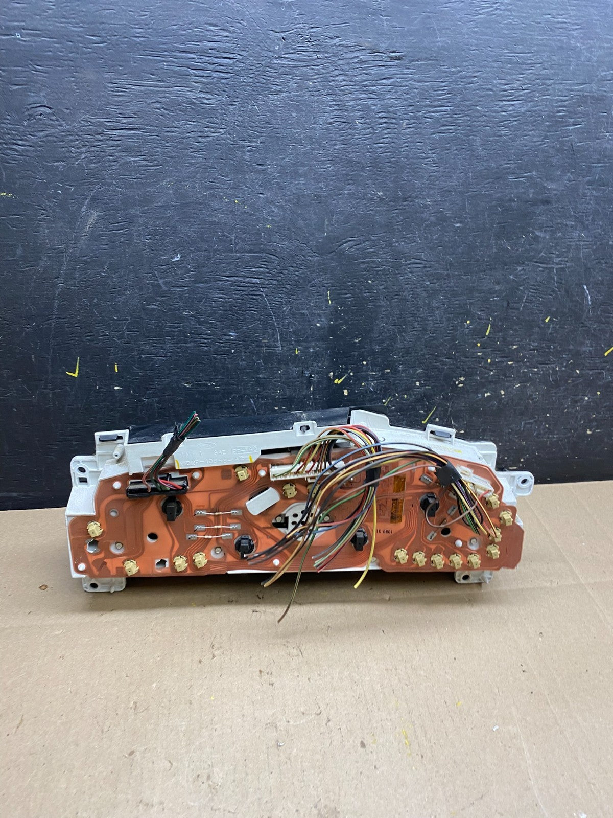 2000 - 2002 Ford Econoline E150 E250 E350 Speedometer Instrument Cluster T93074