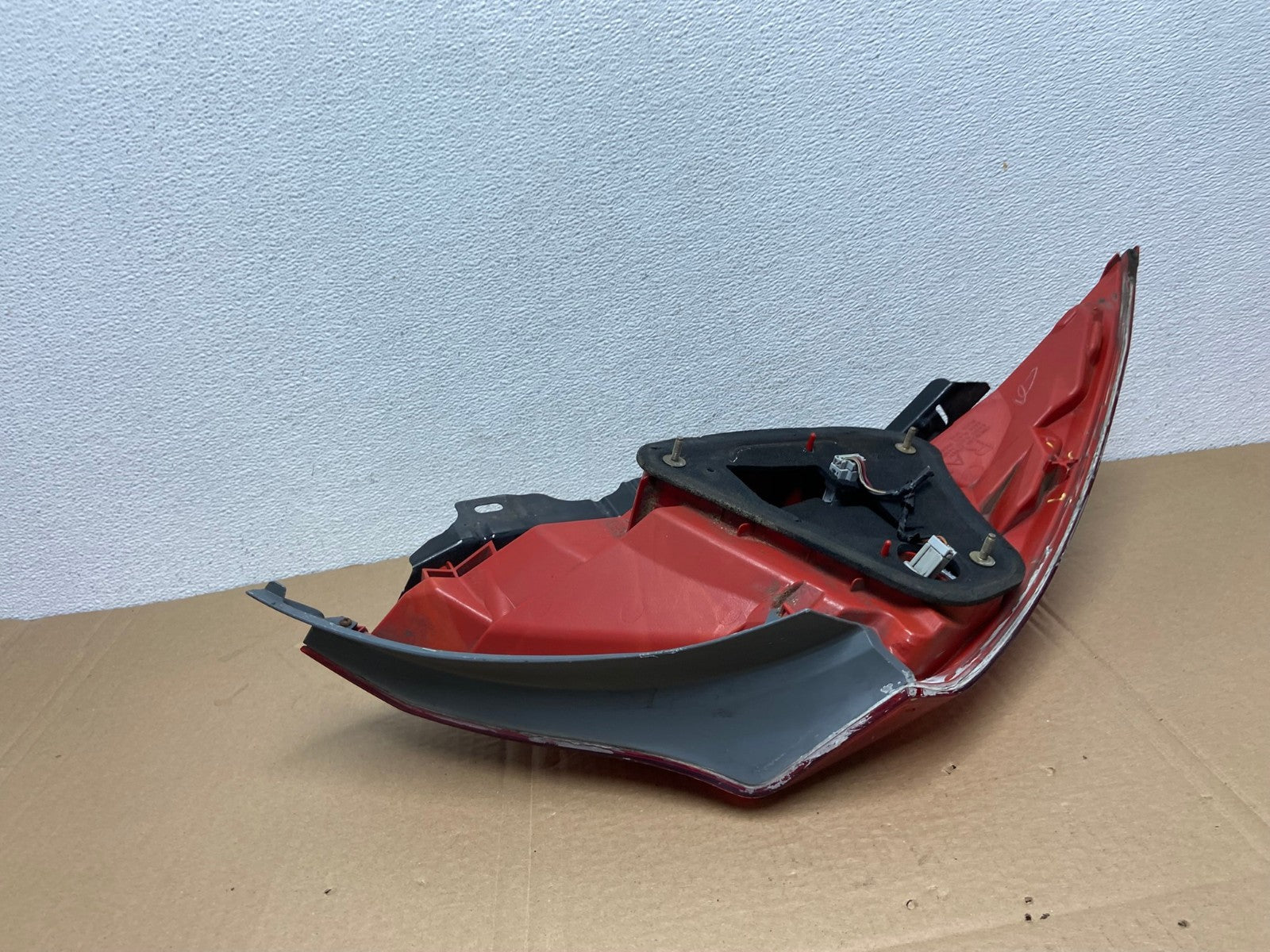 2006-2007 Honda Accord Coupe Right Passenger RH Side Tail light Oem AC3755 LK7