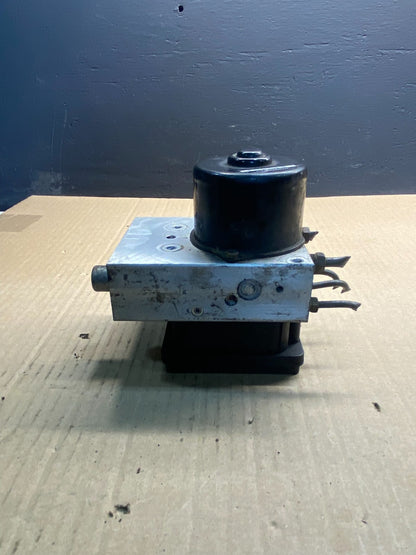 2004 - 2009 Nissan Armada Titan ABS Anti Lock Brake Pump Module Oem AC0444 DG5