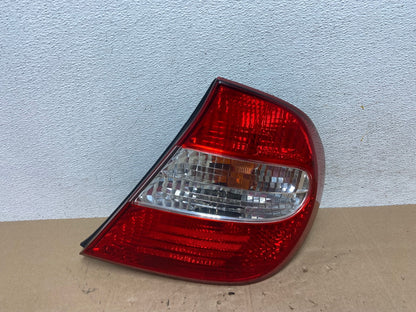 2002 2003 2004 Toyota Camry Tail Light Right Passenger Rh Side AE6147 LK0