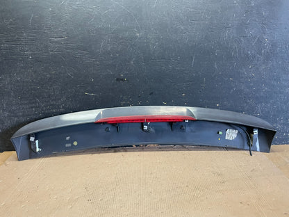 2008 to 2010 Volkswagen Touareg Trunk Hatch Lid Spoiler 3rd Brake Light AA21486