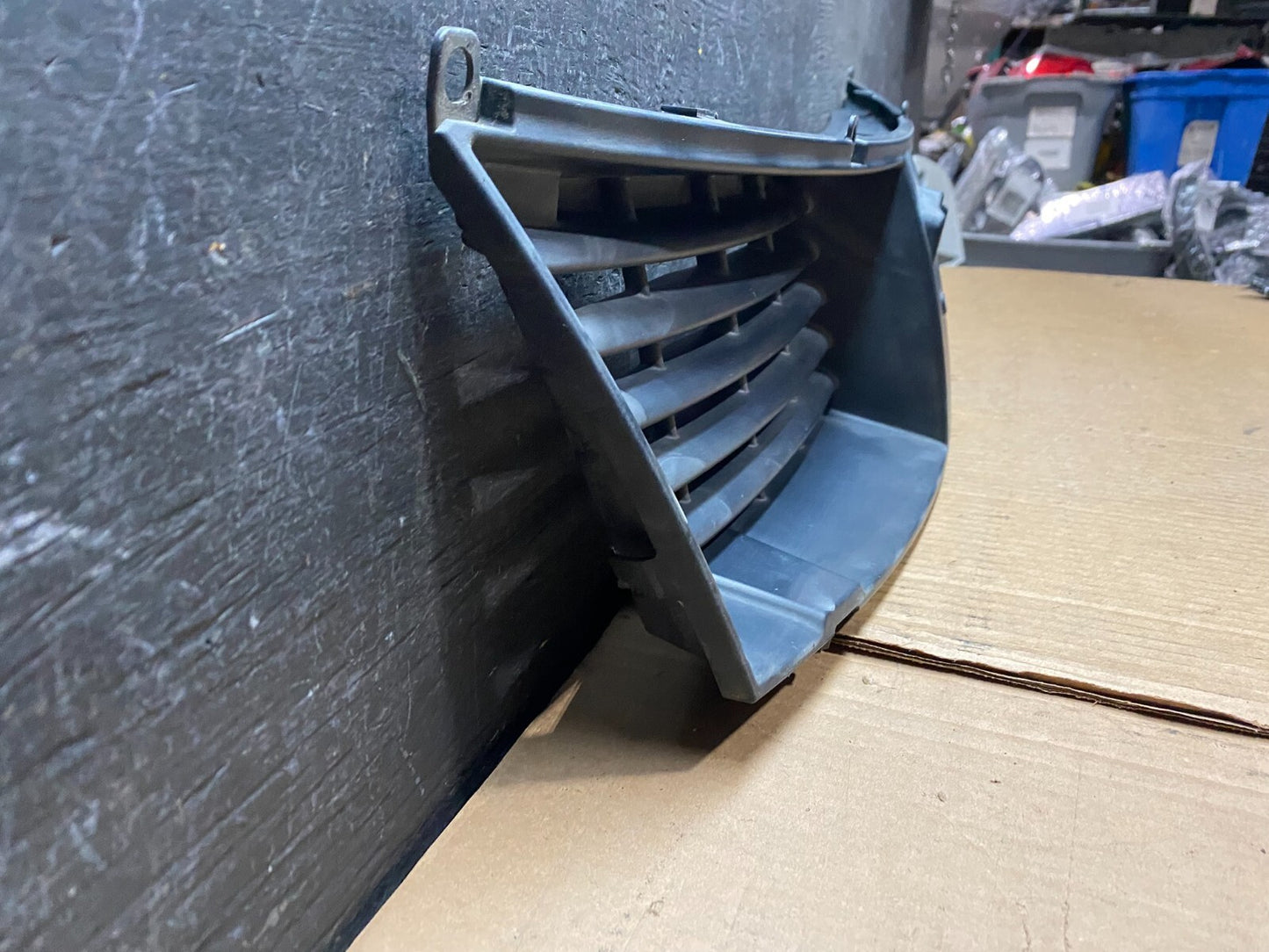 2010 to 2013 Suzuki Kizashi Front Upper Base Grille Grill G3195 DG12