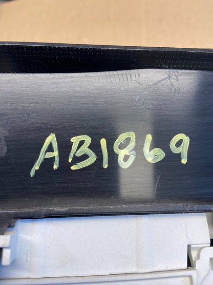 2005 Nissan Pathfinder Speedometer Cluster Gauge OEM  AB1869 DG6