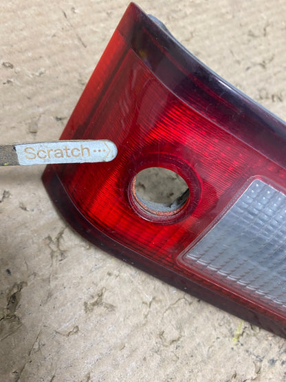 1997 1998 1999 Toyota Camry Tail Light Inner Right Passenger Oem W7860 DW3